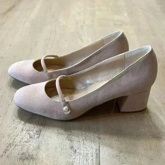 Unisa light pink suede heels, size 9 - Picture 2 of 7
